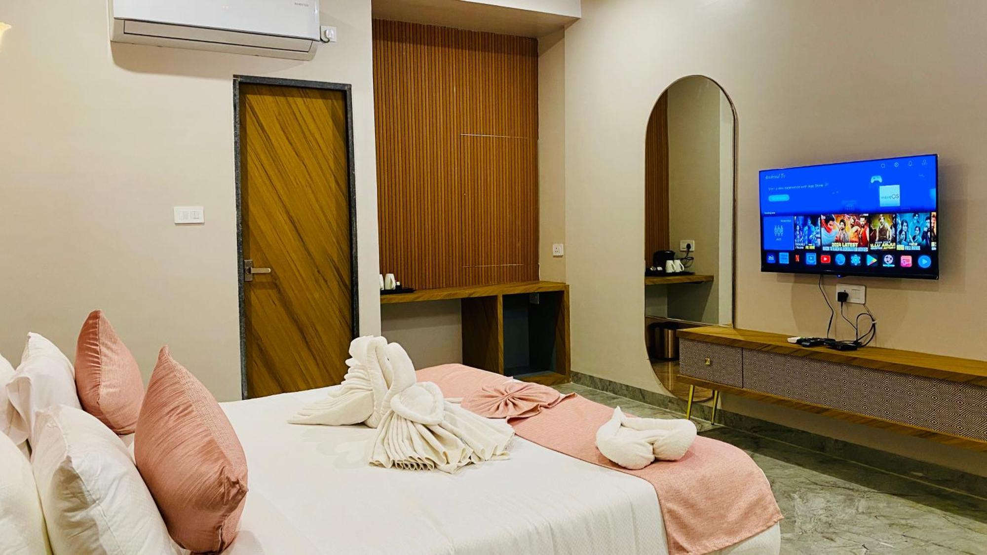 Anantara Club And Resort, Ujjain Extérieur photo