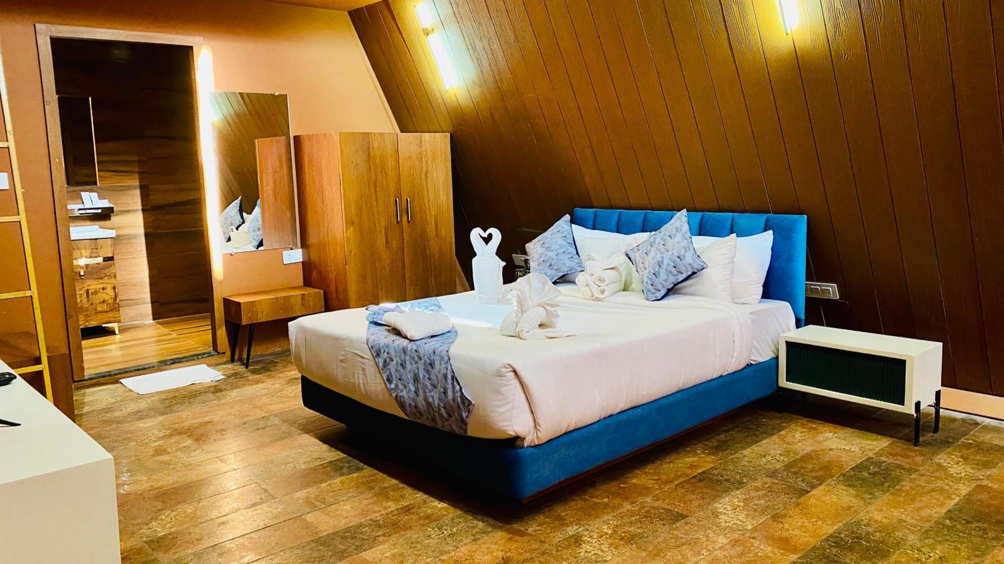 Anantara Club And Resort, Ujjain Extérieur photo
